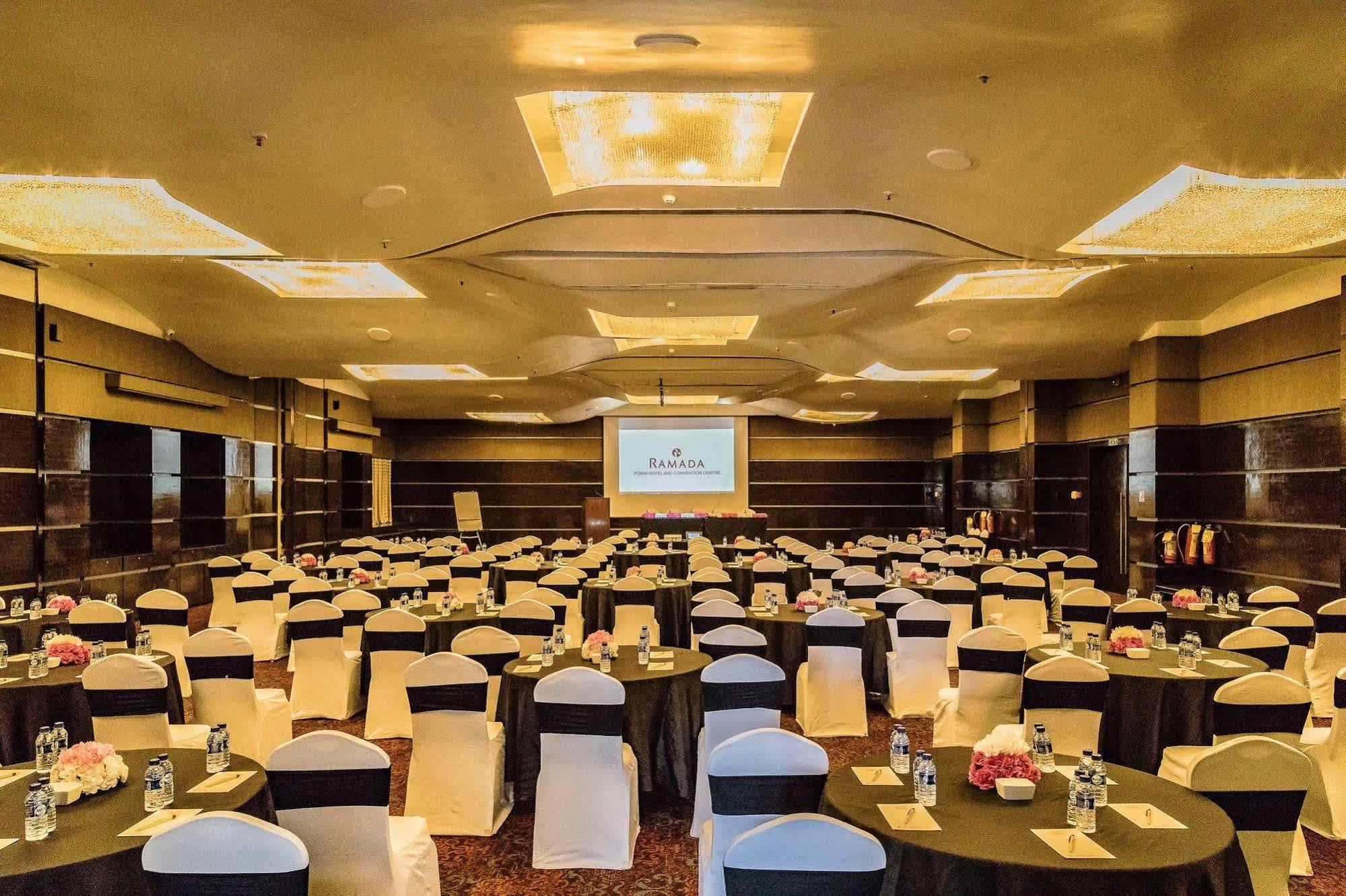 The Residence Hotel & Apartments Powai Мумбаи Экстерьер фото